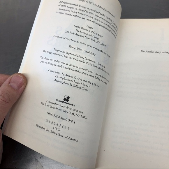 Alphas: Movers & Fakers, by: Lisi Harrison, paperback book - Picture 2 of 7